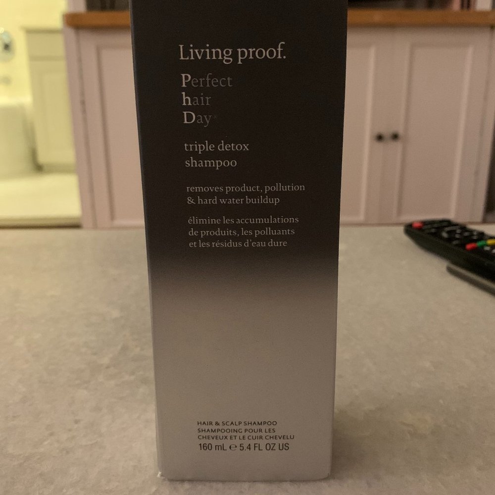 NEW Living Proof PhD Triple Detox Shampoo
